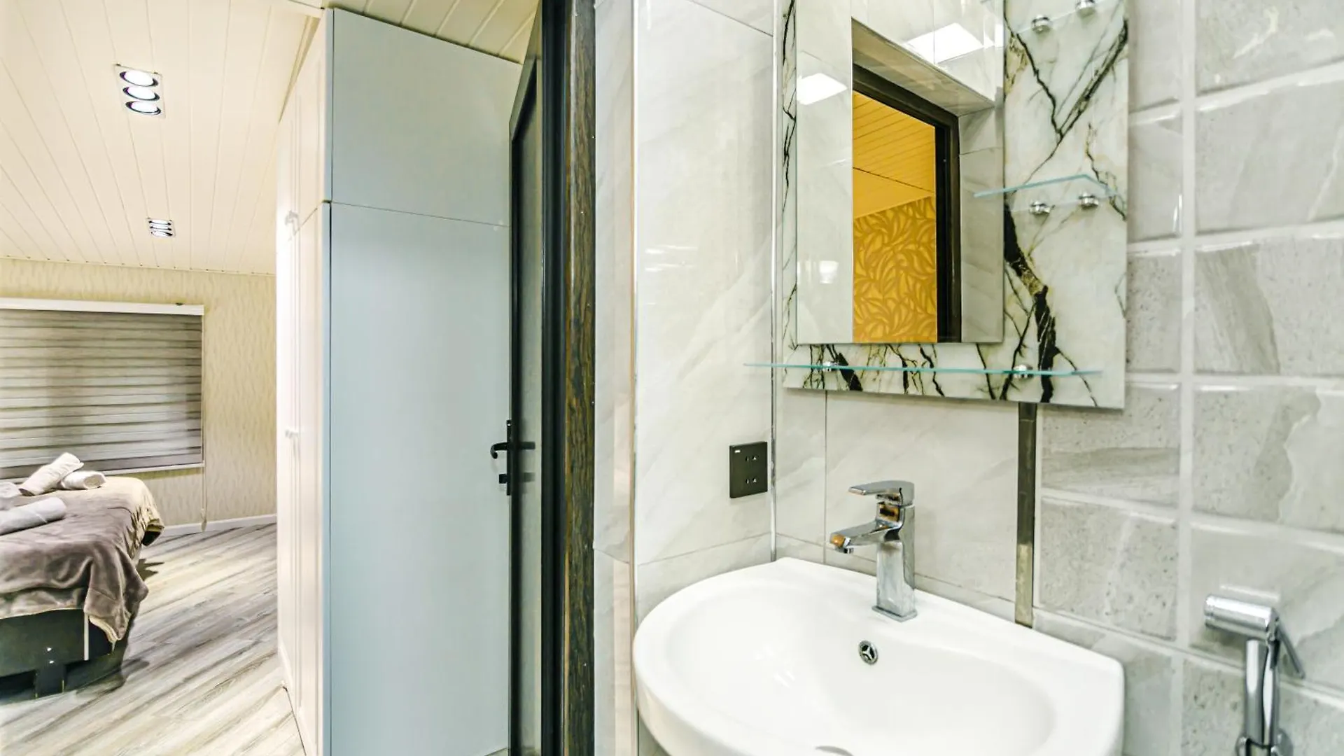 Sahil Skyline Suite Baku